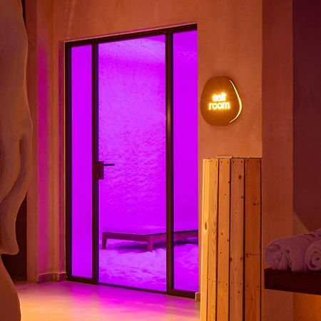 Maritim Marina Bay Resort Spa & Casino Adult Friendly Vlore Exterior photo